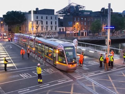 Image of LUAS on a bridge over Dublin City